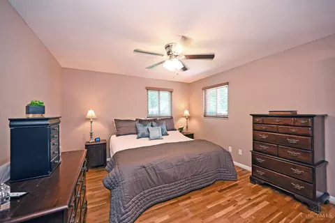 Bedroom - 4669 Largo Dr, Cincinnati, OH 45236 photo 1 of 9