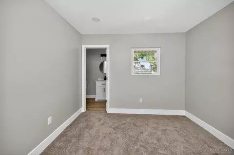 Bedroom - 1320 Ovid Ave, Cincinnati, OH 45231 photo 3 of 9