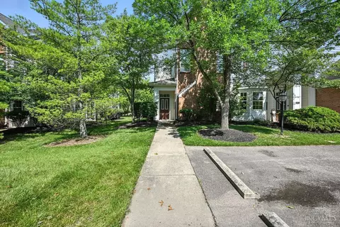 7601 Mansion Cir, Mason, OH 45040