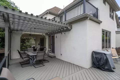 Exterior - 1330 Observatory Dr, Cincinnati, OH 45208 photo 13 of 23