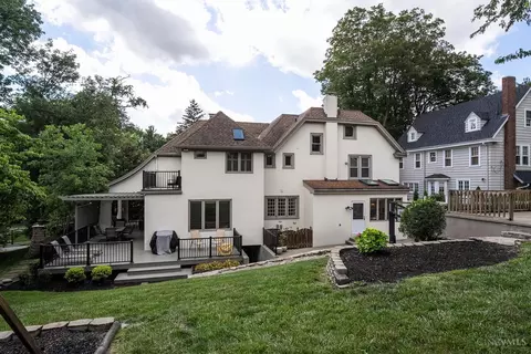 Exterior - 1330 Observatory Dr, Cincinnati, OH 45208 photo 16 of 23