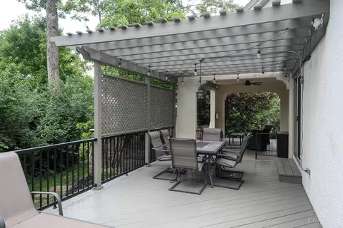 Exterior - 1330 Observatory Dr, Cincinnati, OH 45208 photo 12 of 23