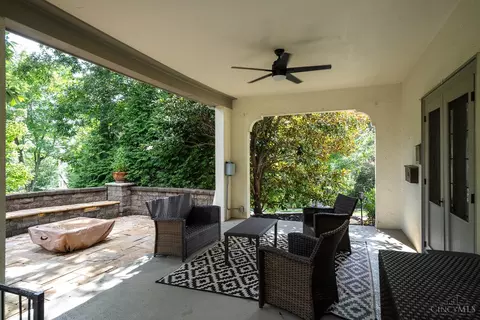 Exterior - 1330 Observatory Dr, Cincinnati, OH 45208 photo 8 of 23