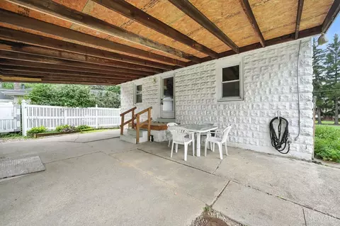 Exterior - 578 Fleming Rd, Cincinnati, OH 45231 photo 2 of 7