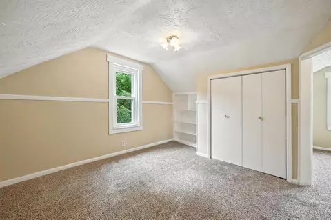 Bedroom - 578 Fleming Rd, Cincinnati, OH 45231 photo 6 of 7