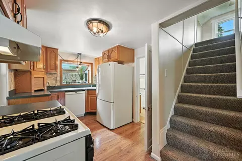 Entry Way - 578 Fleming Rd, Cincinnati, OH 45231 photo 1 of 1