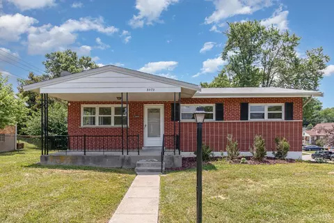 5073 Grosse Pointe Ln, Cincinnati, OH 45238