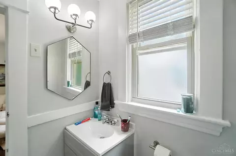 3243 Bach Ave, Cincinnati, OH 45209 photo 18
