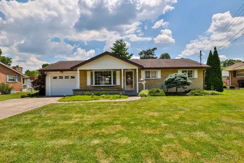925 Antioch Dr, Fairfield, OH 45014