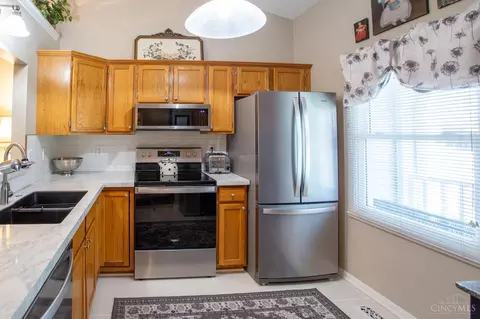 5453 Hanover Cir, Cincinnati, OH 45230 photo 6
