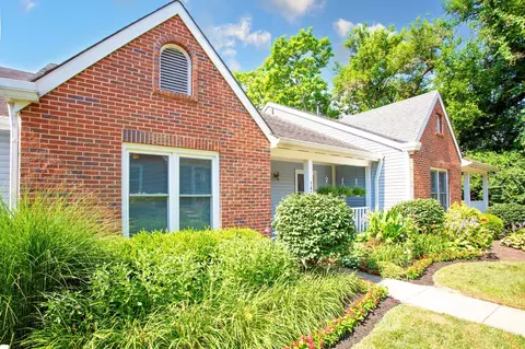 5453 Hanover Cir, Cincinnati, OH 45230 photo 3