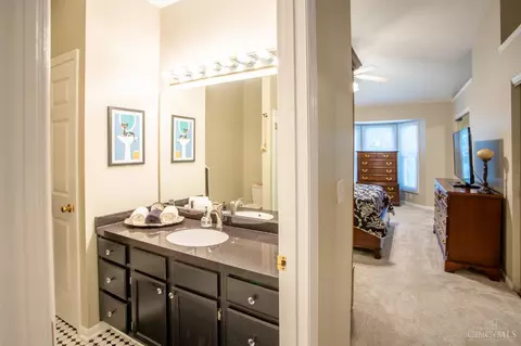 5453 Hanover Cir, Cincinnati, OH 45230 photo 20