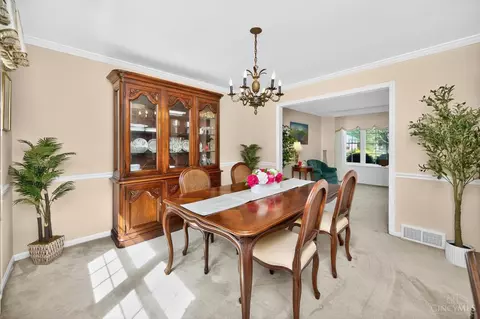 Dining - 2724 Bentley Ct, Cincinnati, OH 45244 photo 3 of 6