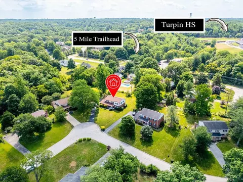 View/Area - 2724 Bentley Ct, Cincinnati, OH 45244 photo 1 of 11