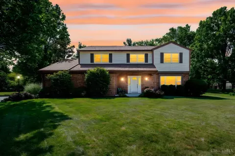 Exterior - 2724 Bentley Ct, Cincinnati, OH 45244 photo 2 of 15
