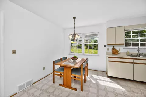 Dining - 2724 Bentley Ct, Cincinnati, OH 45244 photo 6 of 6