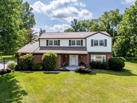Exterior - 2724 Bentley Ct, Cincinnati, OH 45244 photo 4 of 15