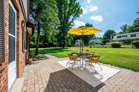 Exterior - 2724 Bentley Ct, Cincinnati, OH 45244 photo 11 of 15