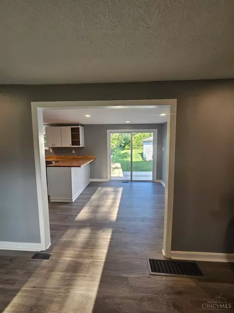 5708 Cochran Rd, Morrow, OH 45152 photo 8