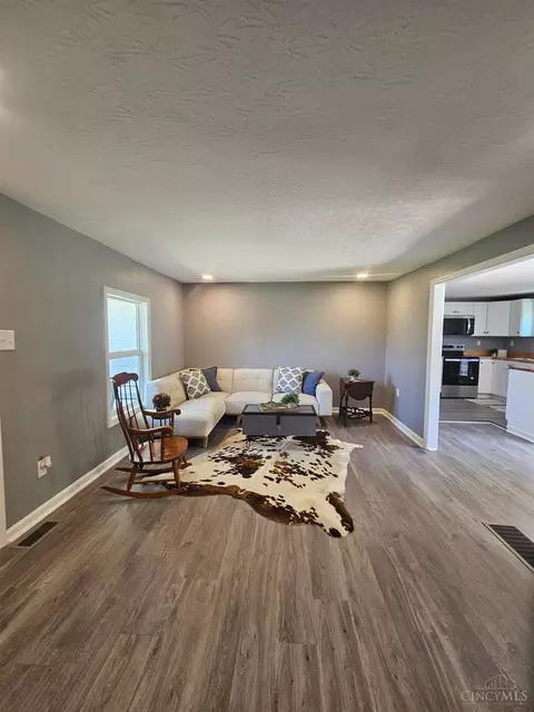 5708 Cochran Rd, Morrow, OH 45152 photo 6