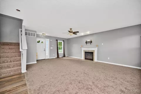 Living - 22 Kameron Dr, Monroe, OH 45050 photo 4 of 6