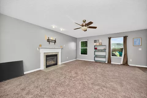 Living - 22 Kameron Dr, Monroe, OH 45050 photo 1 of 6