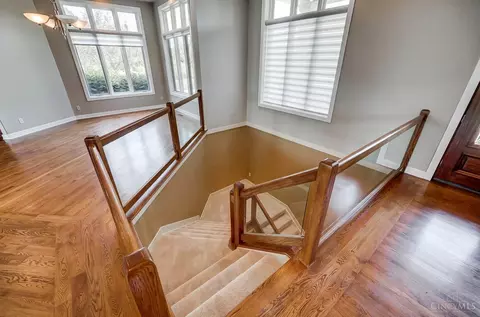 Entry Way - 4994 Maxwell Dr, Mason, OH 45040 photo 2 of 4