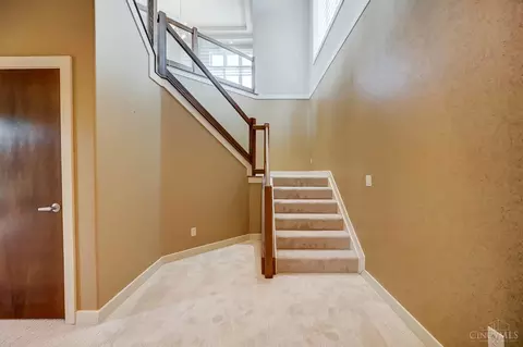 Entry Way - 4994 Maxwell Dr, Mason, OH 45040 photo 4 of 4