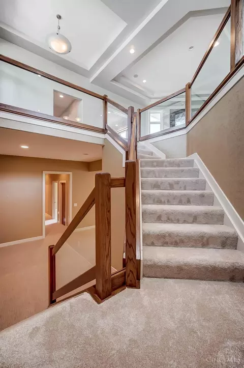 Entry Way - 4994 Maxwell Dr, Mason, OH 45040 photo 3 of 4