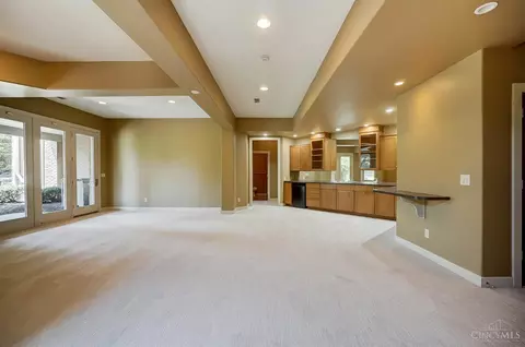 Living - 4994 Maxwell Dr, Mason, OH 45040 photo 10 of 11