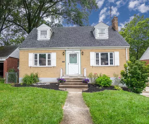 3973 Roswell Ave, Cheviot, OH 45211