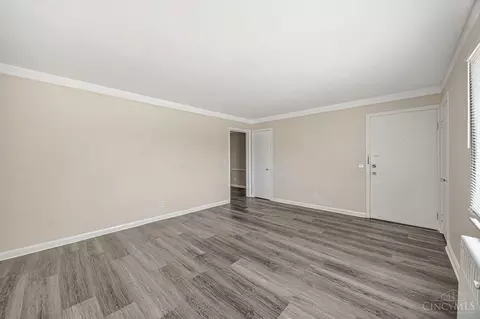 3166 Werk Rd, Cincinnati, OH 45211 photo 11