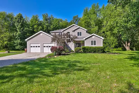 2695 Bergen Rd, Batavia, OH 45103