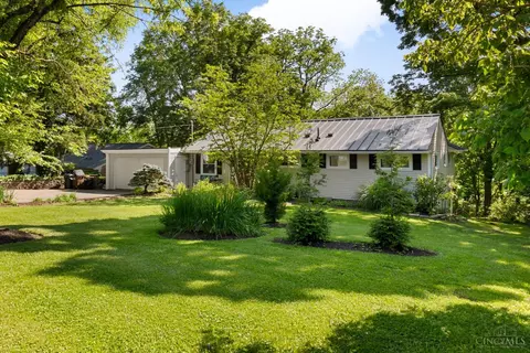281 Compton Rd, Wyoming, OH 45215