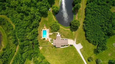 6154 Taylor Pike, Blanchester, OH 45107 photo 4