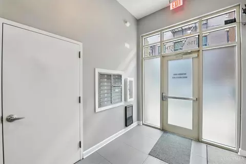 Entry Way - 116 Fifteenth St, Cincinnati, OH 45202 photo 1 of 1