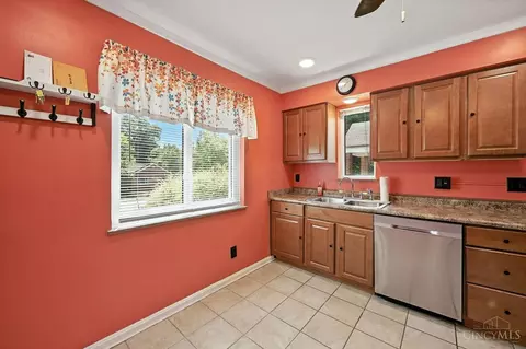 Kitchen - 1394 Adams Rd, Mount Healthy, OH 45231 photo 3 of 3