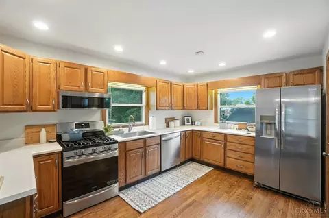 Kitchen - 3129 Troy Ave, Cincinnati, OH 45213 photo 1 of 5