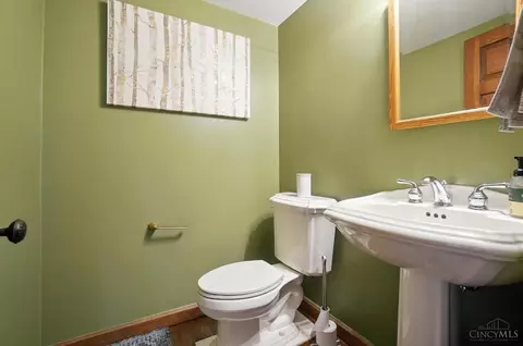 Bath - 3129 Troy Ave, Cincinnati, OH 45213 photo 1 of 4