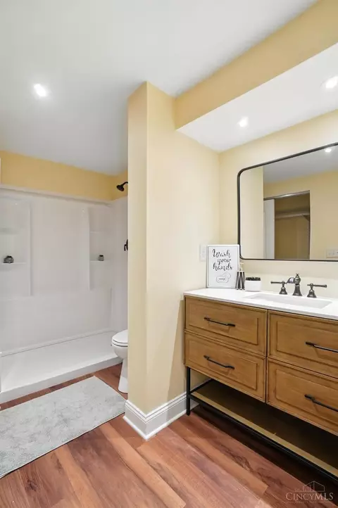 Bath - 6287 Binley Woods, Morrow, OH 45152 photo 6 of 7