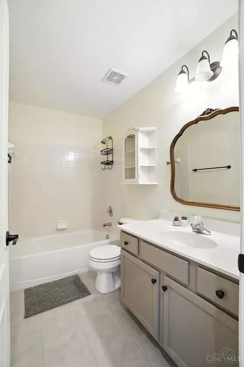 Bath - 6287 Binley Woods, Morrow, OH 45152 photo 5 of 7