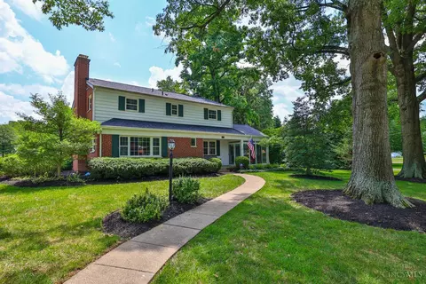7232 Quailhollow Dr, Cincinnati, OH 45243