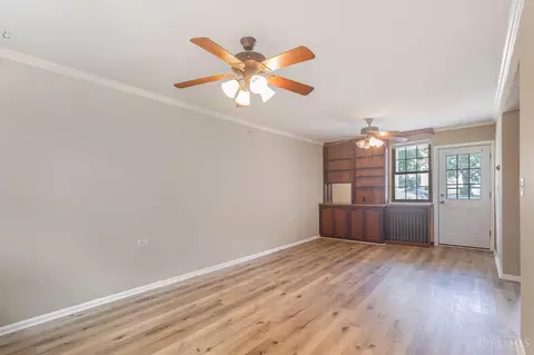 Living - 9 Chalmers Ct, Greenhills, OH 45218 photo 2 of 2