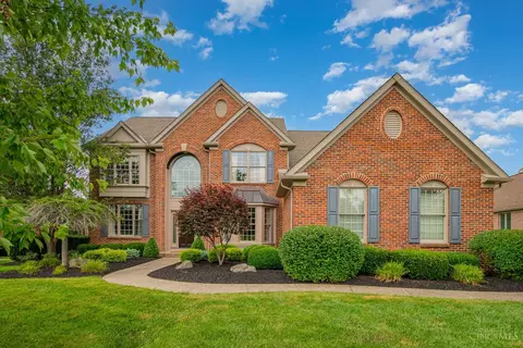 6698 Sandy Shores Dr, Loveland, OH 45140