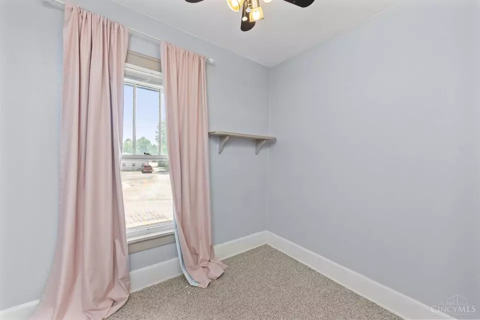Bedroom - 122 Fairview Ave, Sardinia, OH 45171 photo 5 of 5