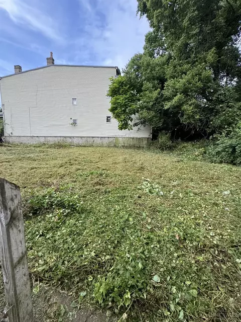 1117 Carson Ave, Cincinnati, OH 45205 photo 3