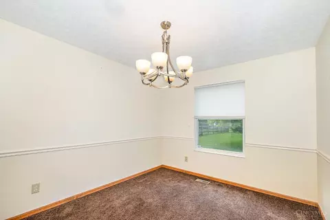 6409 Stapleton Ct, Hamilton, OH 45011 photo 8
