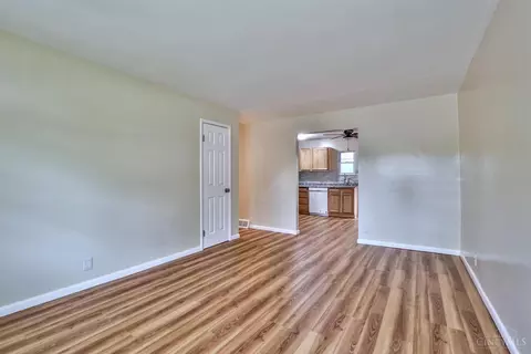 4325 Skylark Dr, Cincinnati, OH 45238 photo 6