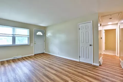 4325 Skylark Dr, Cincinnati, OH 45238 photo 7