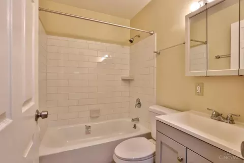 4325 Skylark Dr, Cincinnati, OH 45238 photo 21